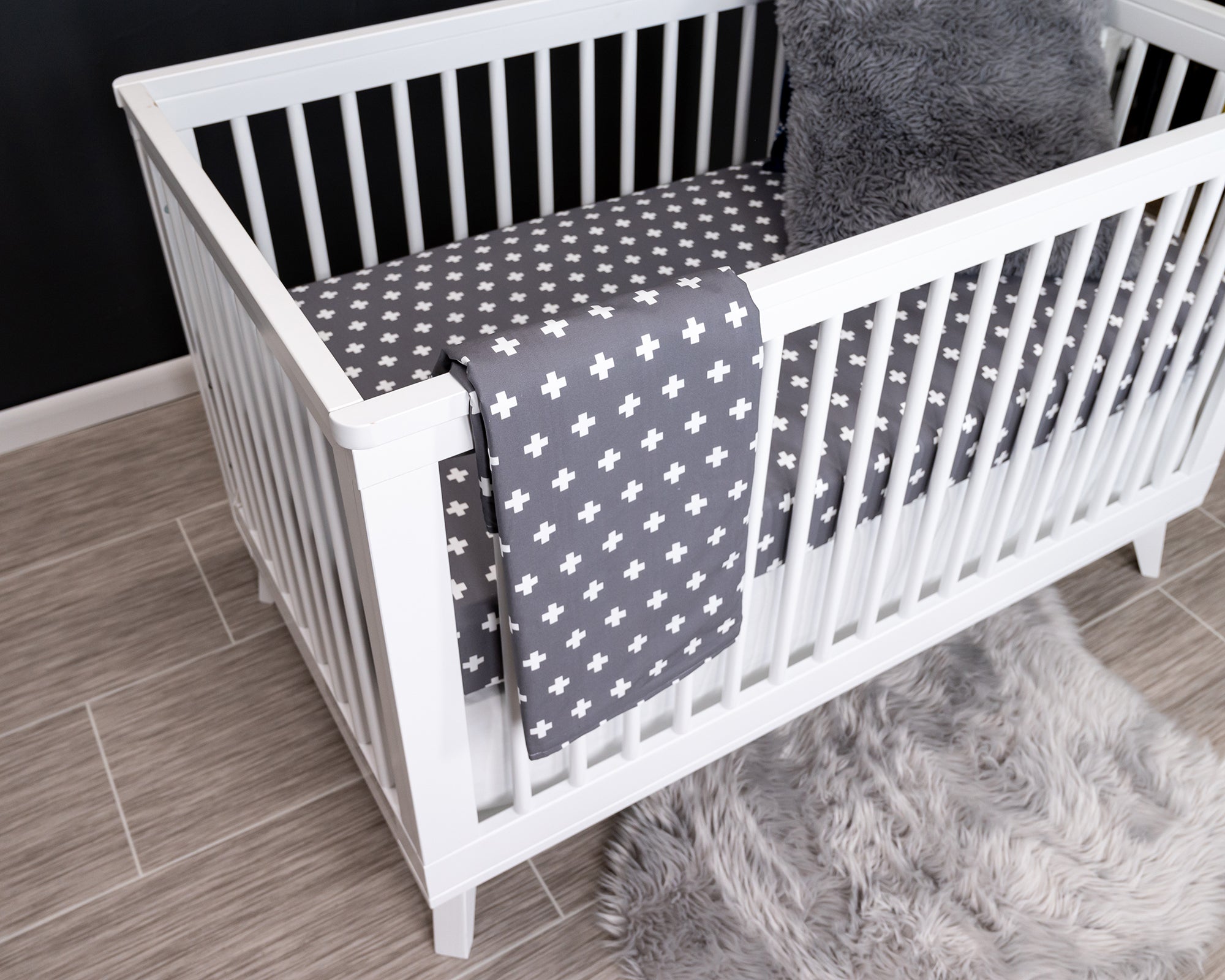 Nils Classic Crib Bedding Set